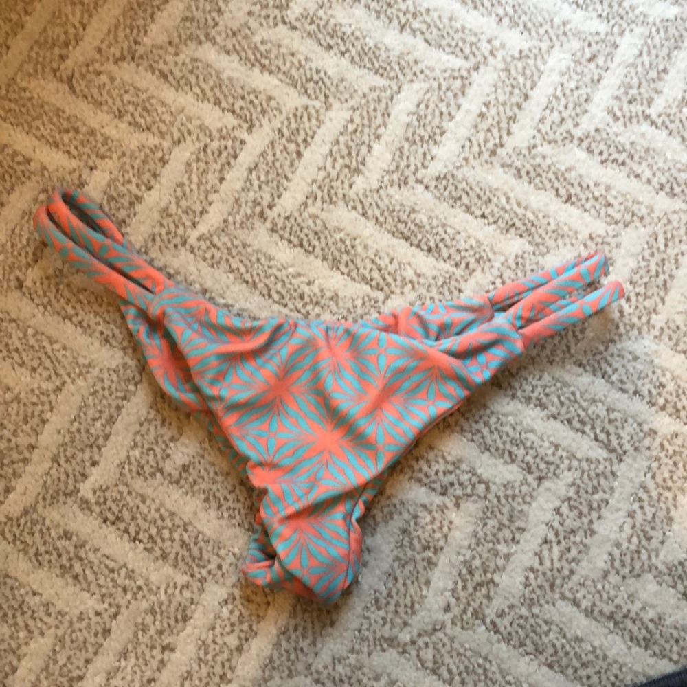 posh pua scrunch thong bikini